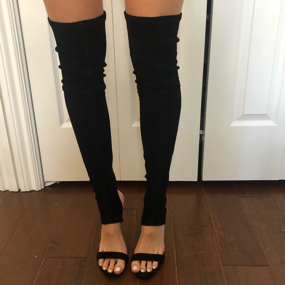 Carolina Herrera Over the knee heel
